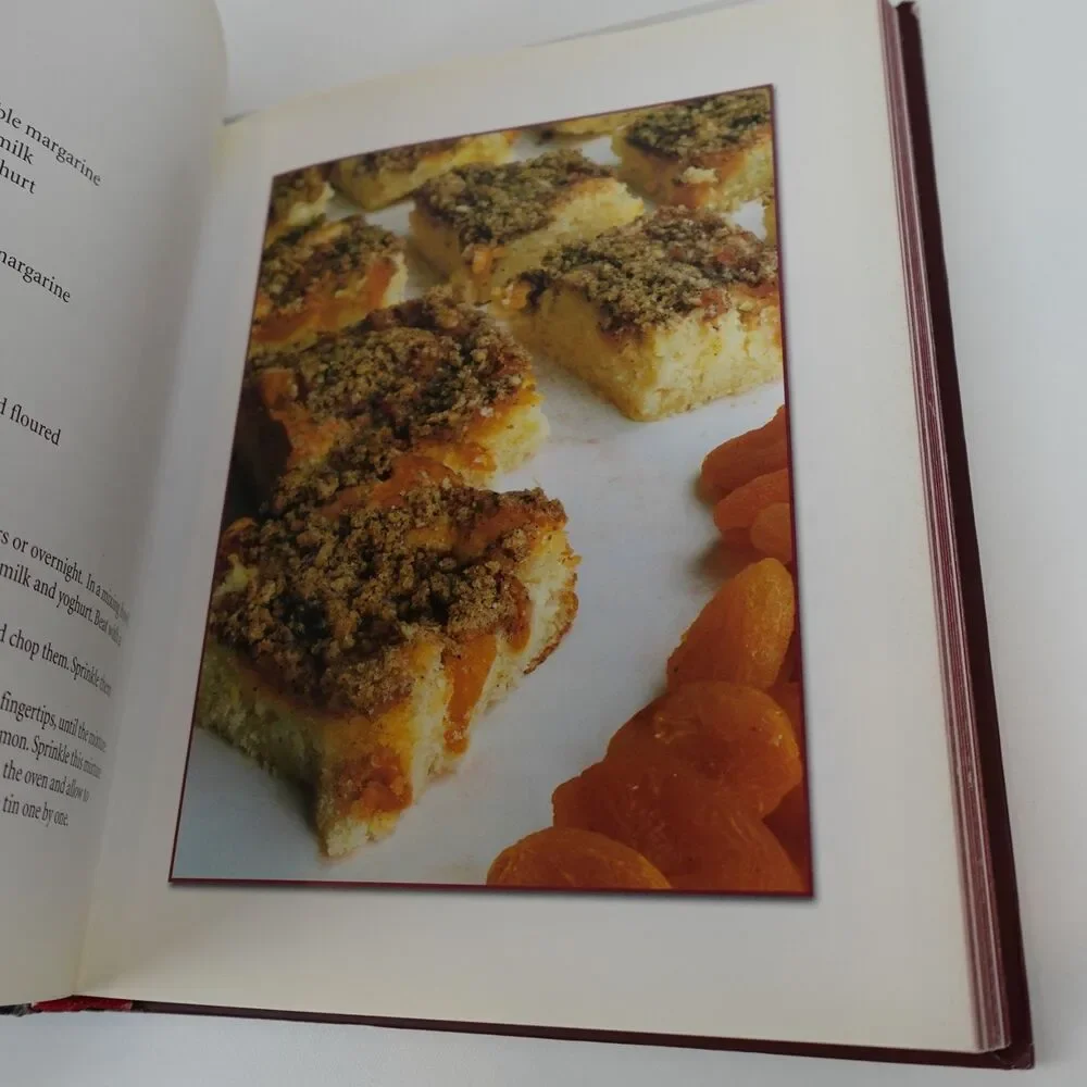 The Book of Egg Free Cakes by Cintia Stammers Hardcover Book
